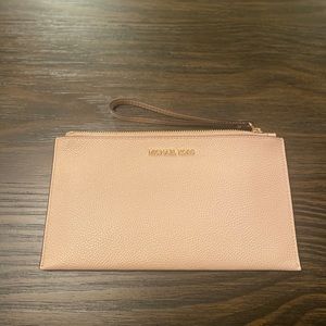 Michael Kors Wristlet